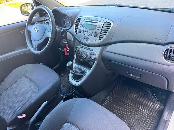 Hyundai i10 5 of 5