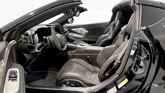 Chevrolet Corvette 10 of 19