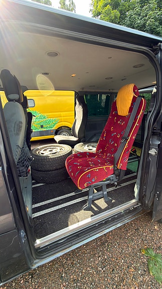 Ford Tourneo Custom 7 of 9