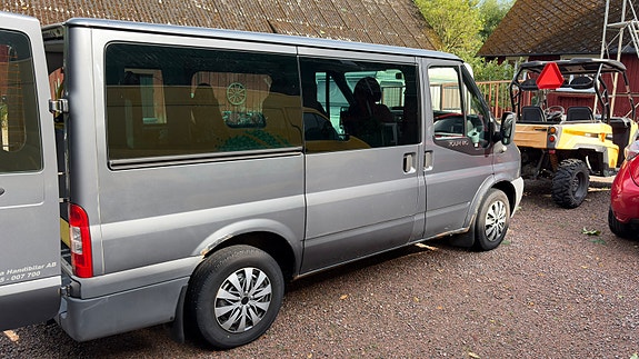 Ford Tourneo Custom 5 of 5