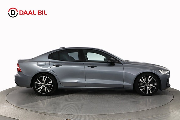 Volvo S60 4 of 5