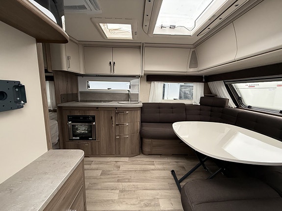 Kabe ROYAL 600 TDL KS " AC och Boxmarkis 5 of 21