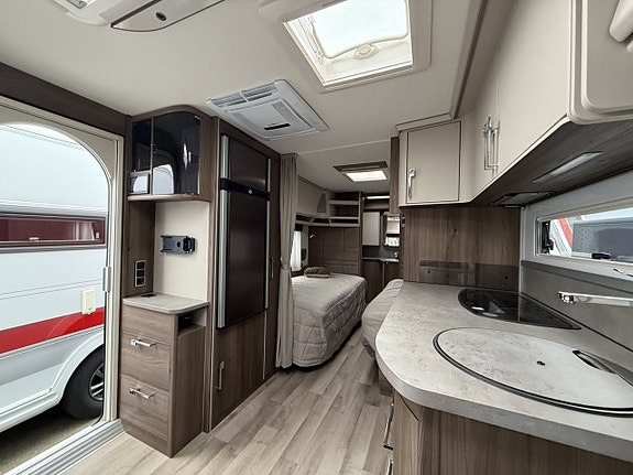 Kabe ROYAL 600 TDL KS " AC och Boxmarkis 10 of 21
