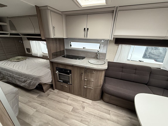 Kabe ROYAL 600 TDL KS " AC och Boxmarkis 7 of 21