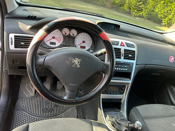 Peugeot 307 3 of 5