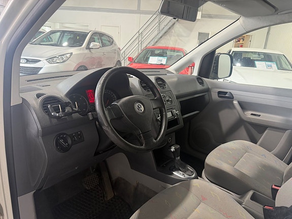 Volkswagen Caddy Maxi 3 of 5