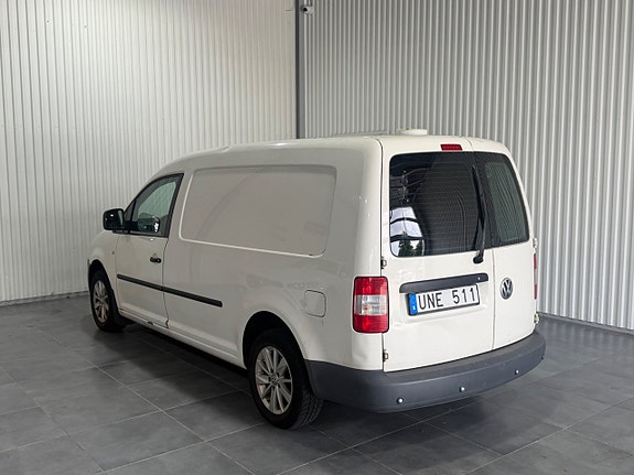 Volkswagen Caddy Maxi 12 of 12