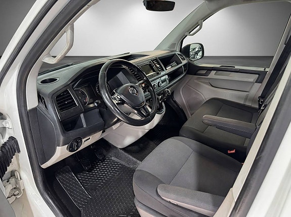 Volkswagen Transporter 11 of 18