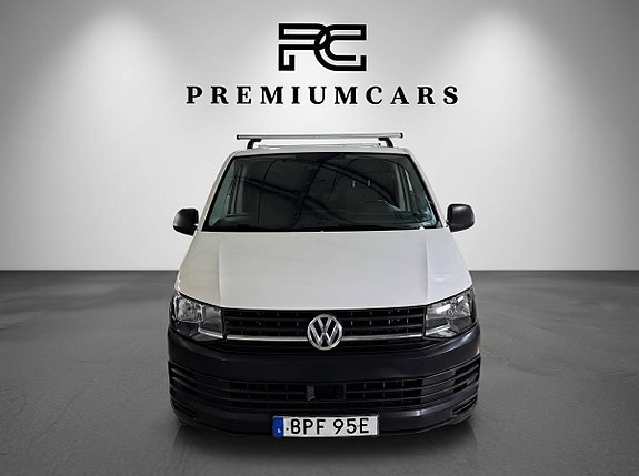 Volkswagen Transporter 3 of 5