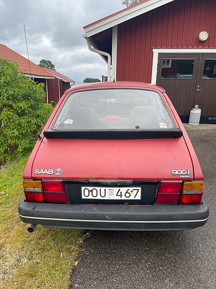 Saab 900 3 of 5