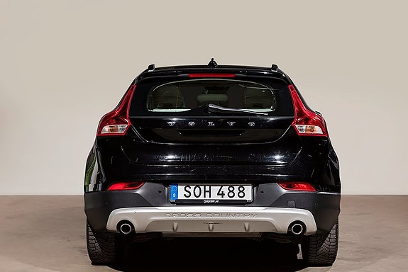Volvo V40 Cross Country 6 of 21