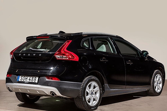 Volvo V40 Cross Country 4 of 21