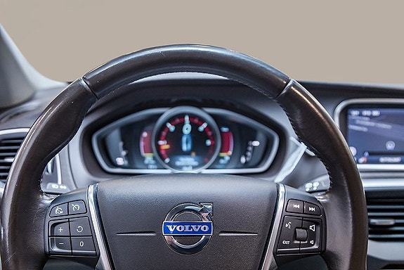 Volvo V40 Cross Country 20 of 21