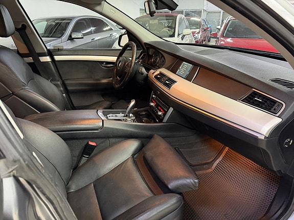 BMW 530d 12 of 14