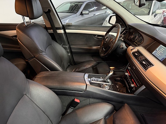 BMW 530d 13 of 14