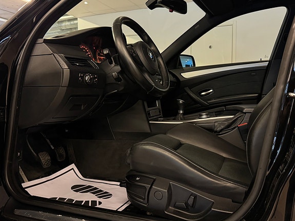 BMW 520d 19 of 30