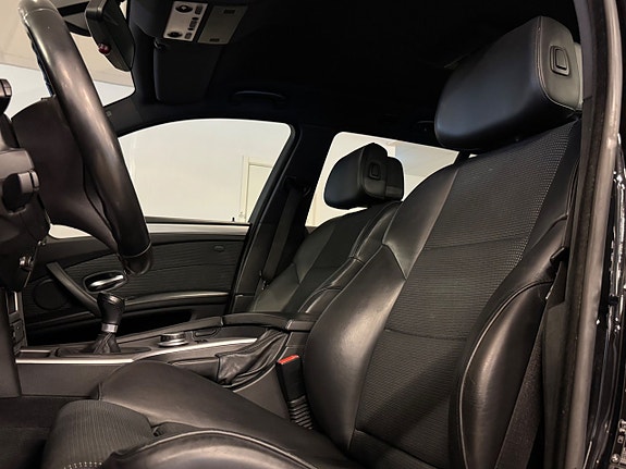 BMW 520d 24 of 30