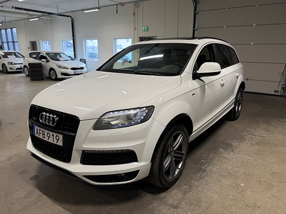 Audi Q7 8 of 19
