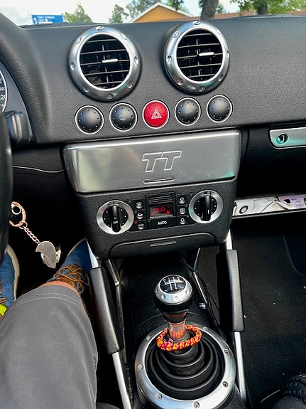 Audi TT 3 of 4