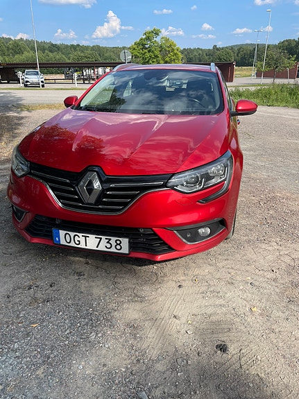 Renault Megane IV 3 of 5