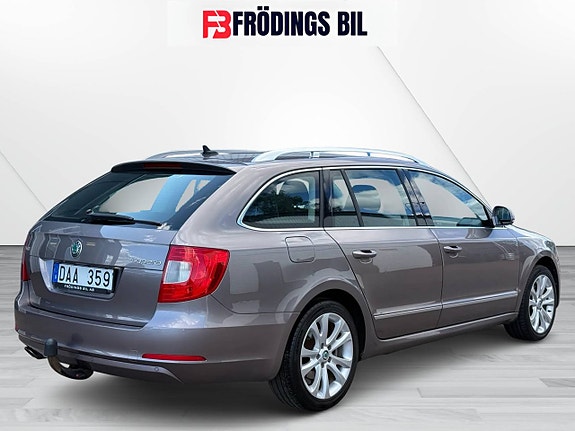 Skoda Superb 5 of 5