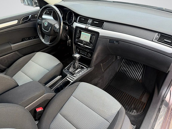 Skoda Superb 21 of 23