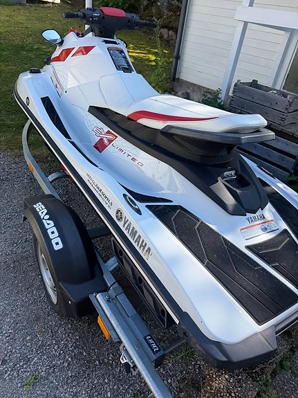 Yamaha Waverunner EX Limit • 15 gångtimmar • Trailer tillval 5 of 5