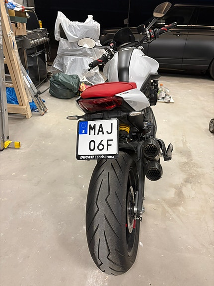 Ducati Monster V2 Termignoni 8 of 11