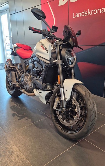 Ducati Monster V2 Termignoni 3 of 11