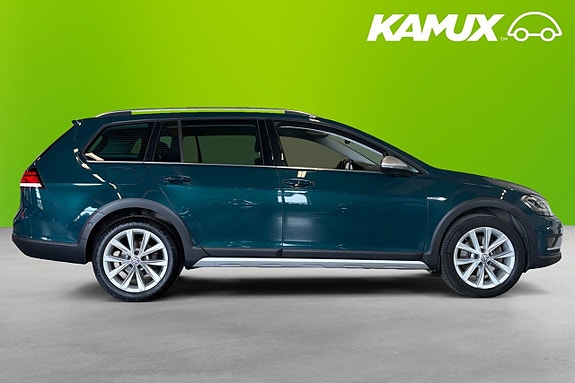 Volkswagen Golf Alltrack 2 of 5