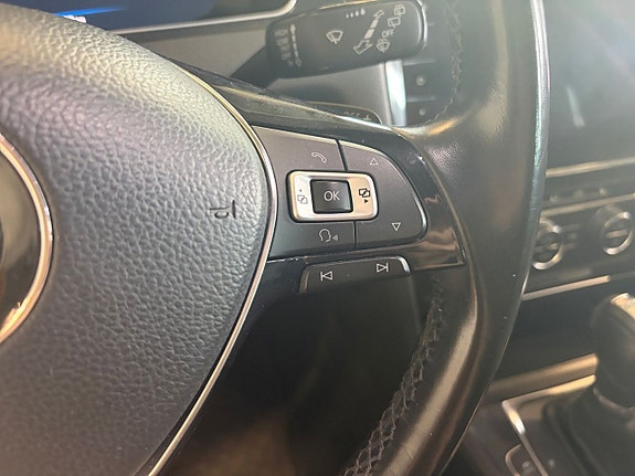 Volkswagen Golf Alltrack 22 of 22