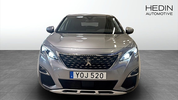Peugeot 3008 8 of 12