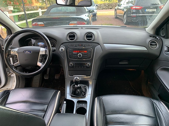 Ford Mondeo 3 of 5