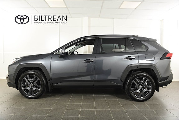 Toyota RAV4 3 of 5