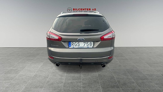 Ford Mondeo 4 of 5