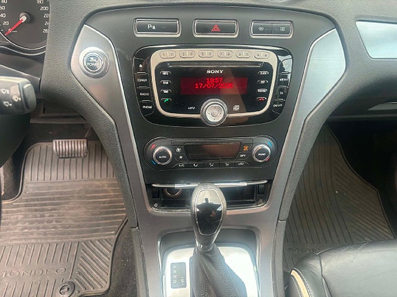 Ford Mondeo 10 of 14