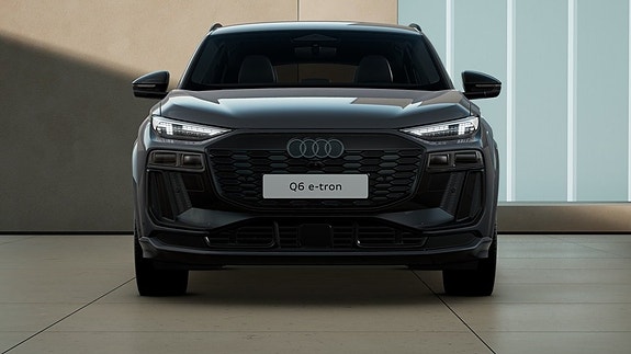 Audi Q6 e-tron 4 of 11