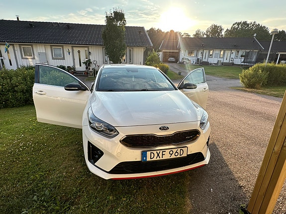 Kia ProCeed 6 of 6