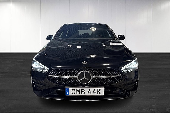 Mercedes-Benz CLA250 e 12 of 14