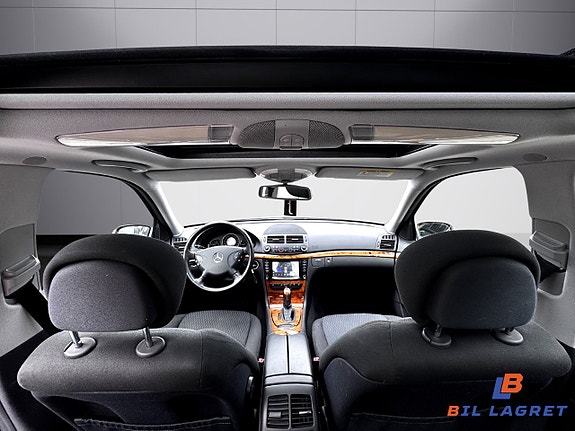 Mercedes-Benz E280 17 of 21