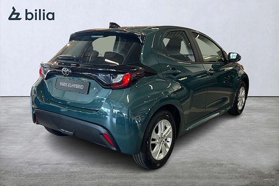 Toyota Yaris 21 of 30