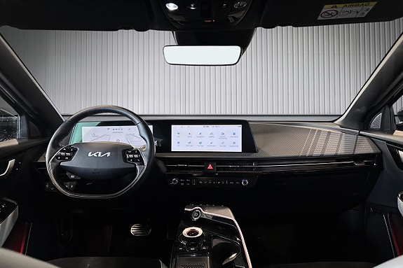 Kia EV6 12 of 19