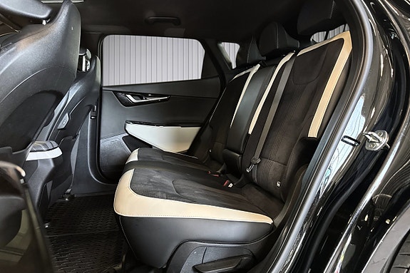 Kia EV6 10 of 19