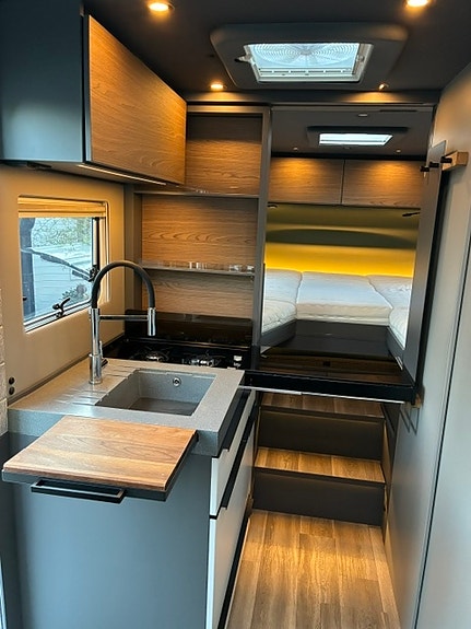 Niesmann-Bischoff Ismove 6.9e 15 of 21