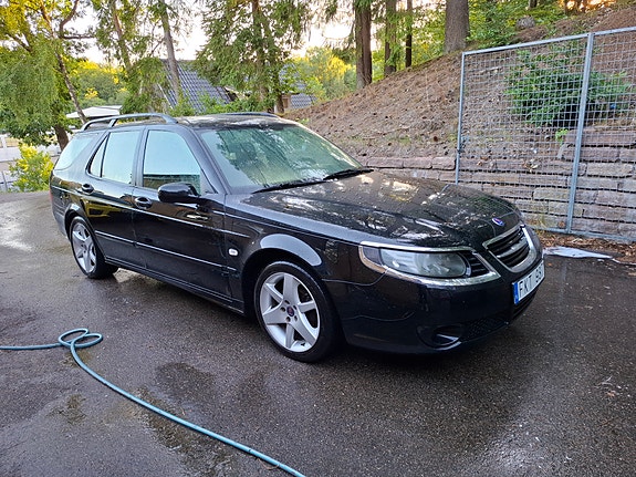 Saab 9-5 2 of 5