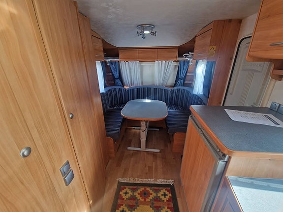 Adria Adora 562 UK 2 of 6
