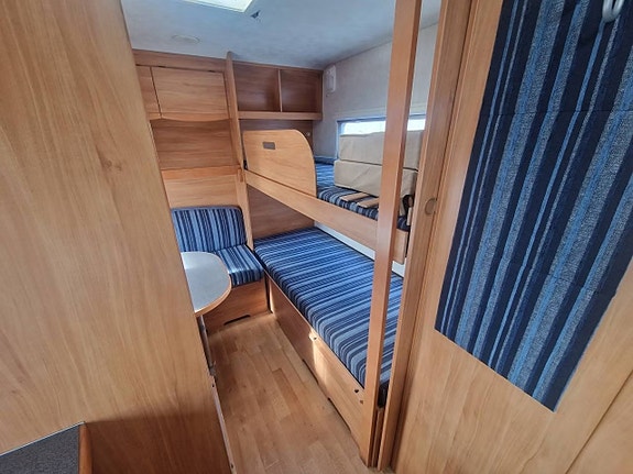 Adria Adora 562 UK 5 of 6