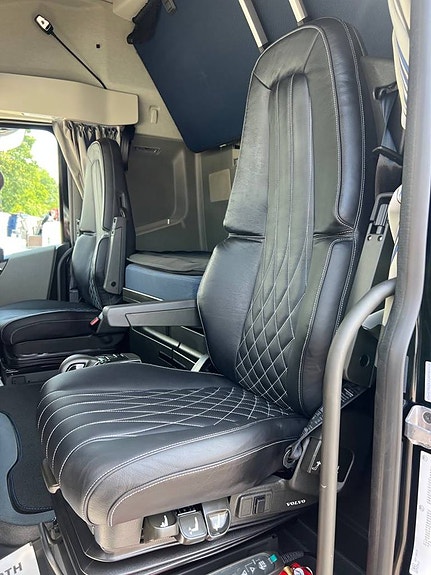 Volvo FH13 500 Aero 4x2 Dragbil, Retarder 11 of 12
