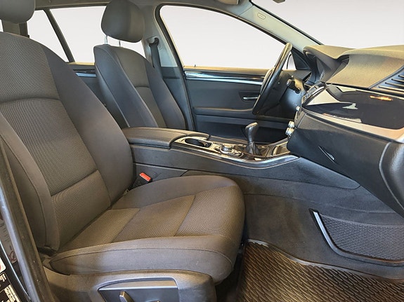 BMW 520 15 of 21