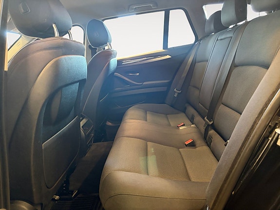 BMW 520 14 of 21